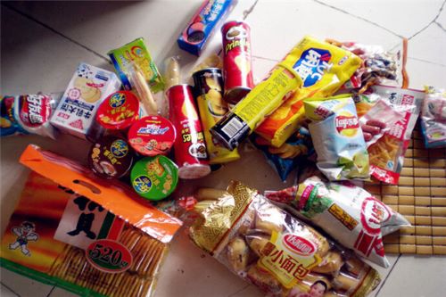 三口俩口零食