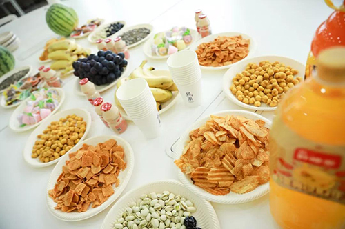 吧唧嘴零食