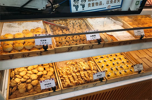 鹰啄休闲食品