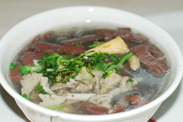 常州开一家鸭血粉丝店需要多少钱？开店要哪些证件？