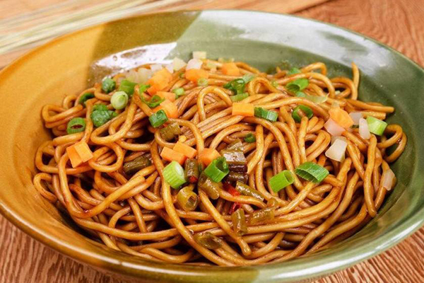 乐山开热干面店怎么样？热干面的利润怎么样？热干面的由来是什么？