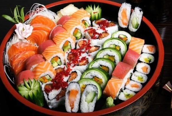 应县开日本寿司店需要多少钱？店铺开在哪里好？