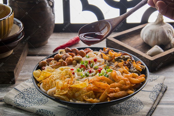 螺蛳粉店如何进行试营业？店铺能赚多少钱？