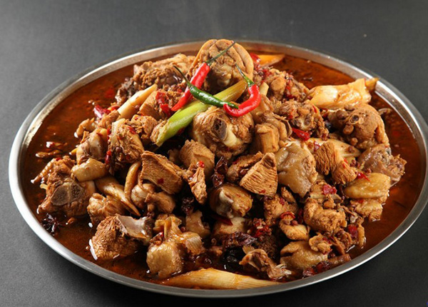 开大盘鸡店需要哪些成本？有什么赚钱办法？