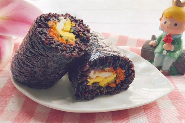 饭团开店选址怎么选？该怎么经营？有哪些好吃的海苔饭团？