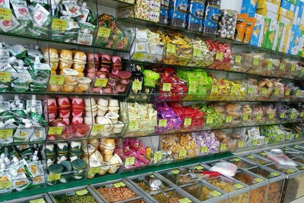 零食店开在哪里生意好？开零食店要注意什么？哪些零食不容易发胖？