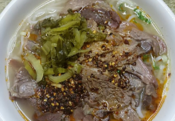 有哪些经营羊肉粉店的技巧？在兴安开羊肉粉店能赚多少钱？