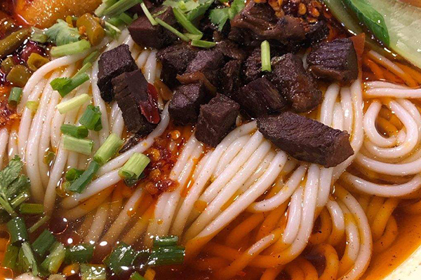 在柳州开牛肉粉店有什么优势？牛肉粉店要怎么经营？