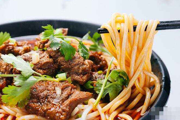 开牛肉粉店利润怎么样？牛肉粉店开在哪里生意好？