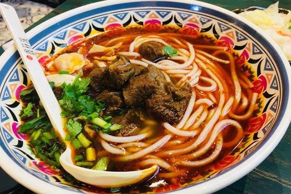 开牛肉粉店需要什么做什么准备？牛肉粉店加盟要注意什么？