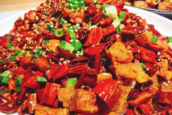 开辣子鸡店要多少钱？有哪些开店技巧？