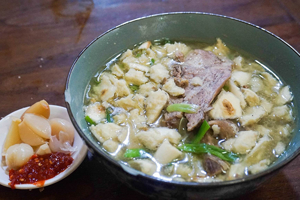 开羊肉泡馍店有什么经营策略？羊肉泡馍店的利润怎么样？