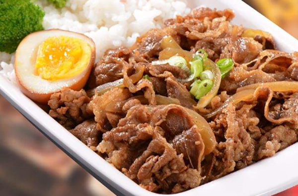 开牛肉饭店能赚多少钱？有什么经营技巧？