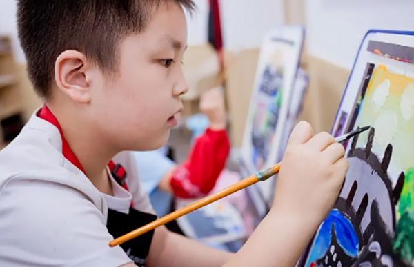 投资幼儿美术店要什么费用？开店需要注意哪些问题？