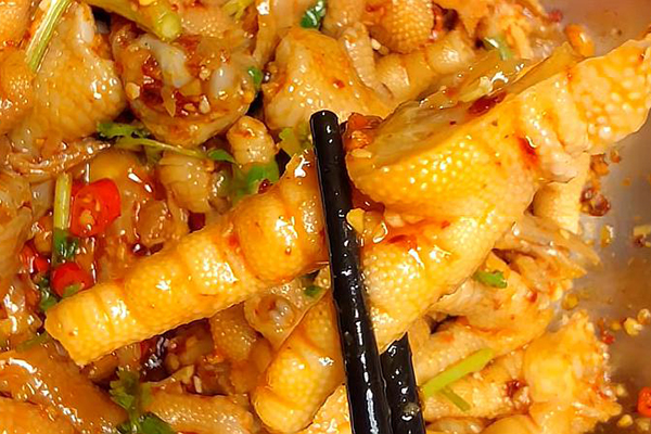 在南京开鸡爪零食店有什么优势？鸡爪零食店开在哪里生意好？