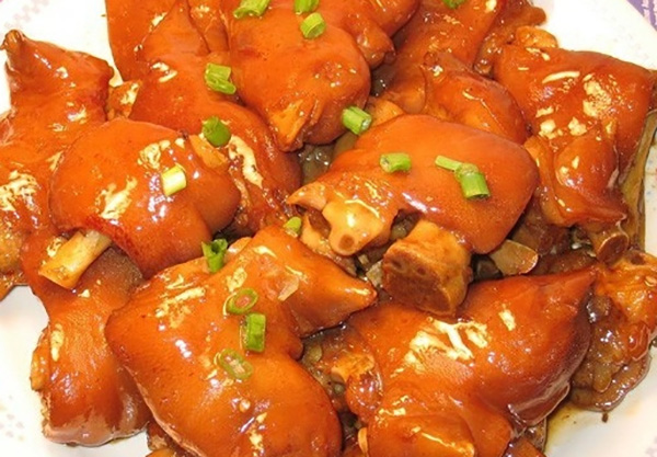 开猪蹄店能赚多少钱？店铺如何装修？