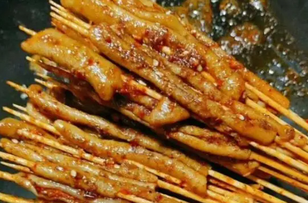 烤鸭肠店赚钱吗？店铺装修有哪些重点？