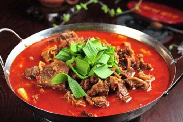 开牛肉火锅店开在哪里生意好？牛肉火锅店有什么经营策略？