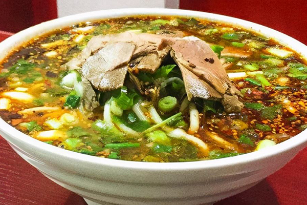 开饸饹面店的店址挑选怎么做？开饸饹面店对创业者有什么要求？