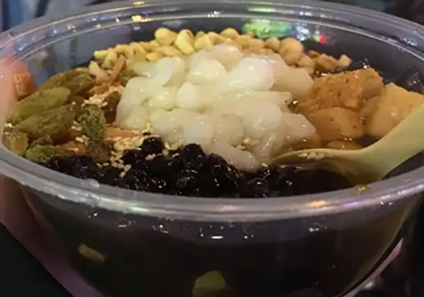 摆摊卖冰粉怎么样？有什么赚钱的办法？
