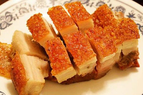 开脆皮烤肉店要做好哪些准备？脆皮烤肉店装修有什么技巧？