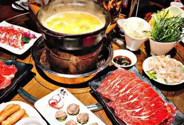 开打边炉店要多少钱？店铺开在哪里好？