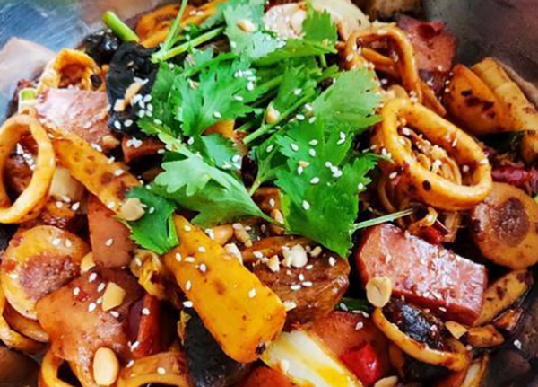 有什么经营好麻辣香锅店的技巧？如何控制开店成本？