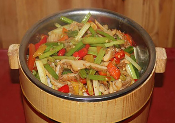 加盟木桶饭店怎么样？在新干县开店能赚多少钱？