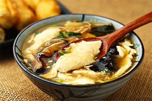 卖豆腐脑是开店好还是摆摊好？在宜春开豆腐脑店要投资多少钱？