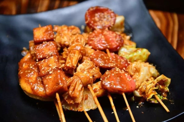 开炸串店能赚钱吗？炸串的市场环境怎么样？炸串怎么做好吃？