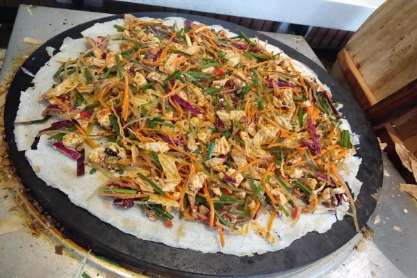 在宿州开菜煎饼店要投资多少钱？菜煎饼店加盟要注意什么？