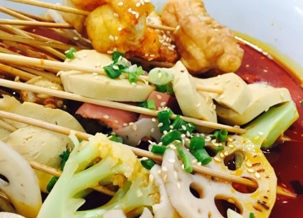 怎样选择好串串香店铺位置？开店要注意哪些问题？
