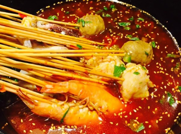 串串香店需要哪些设备？开店所需什么证件？