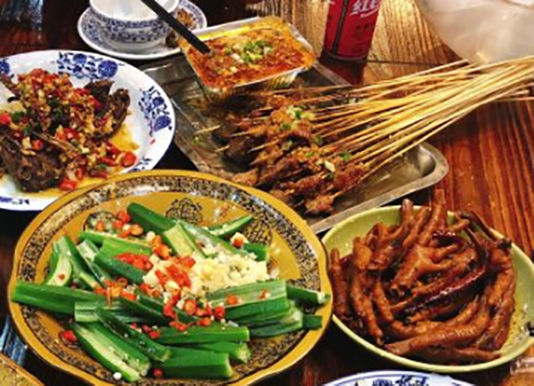 开餐饮店需要什么费用？店铺如何装修好？