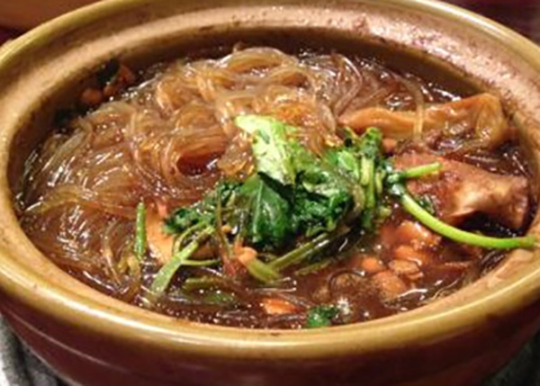 怎样选择砂锅加盟品牌？店铺开在哪里比较好？