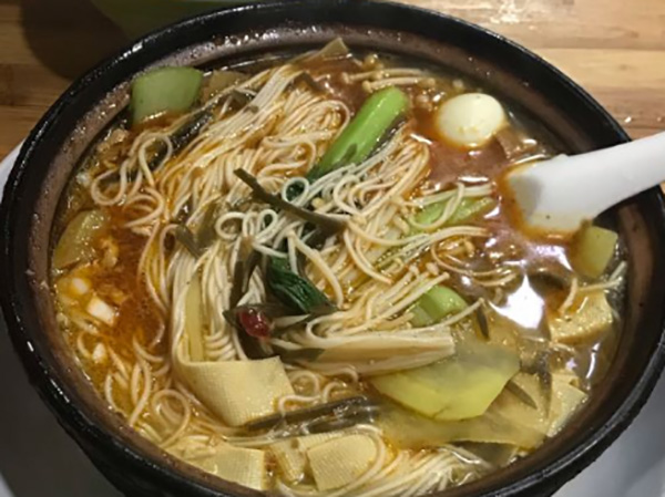 投资砂锅店要哪些费用？开店要怎样经营？