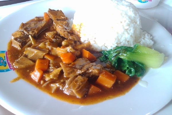 在铜陵开牛肉饭店有什么优势？开牛肉饭店加盟要注意什么？