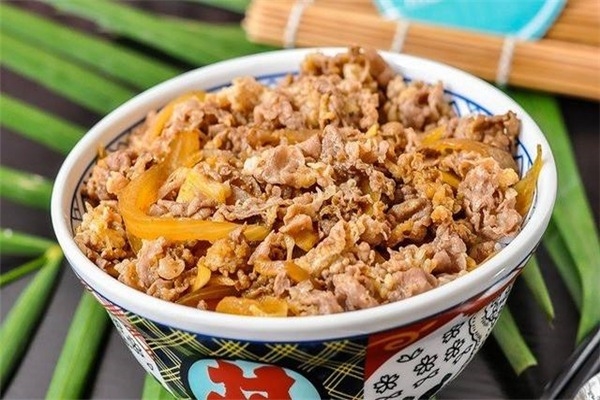 开牛肉饭店要注意什么？牛肉饭店利润回报怎么样？