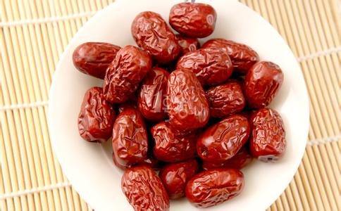 经营品牌零食加盟店有什么技巧