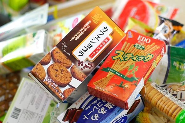 五味仓零食店